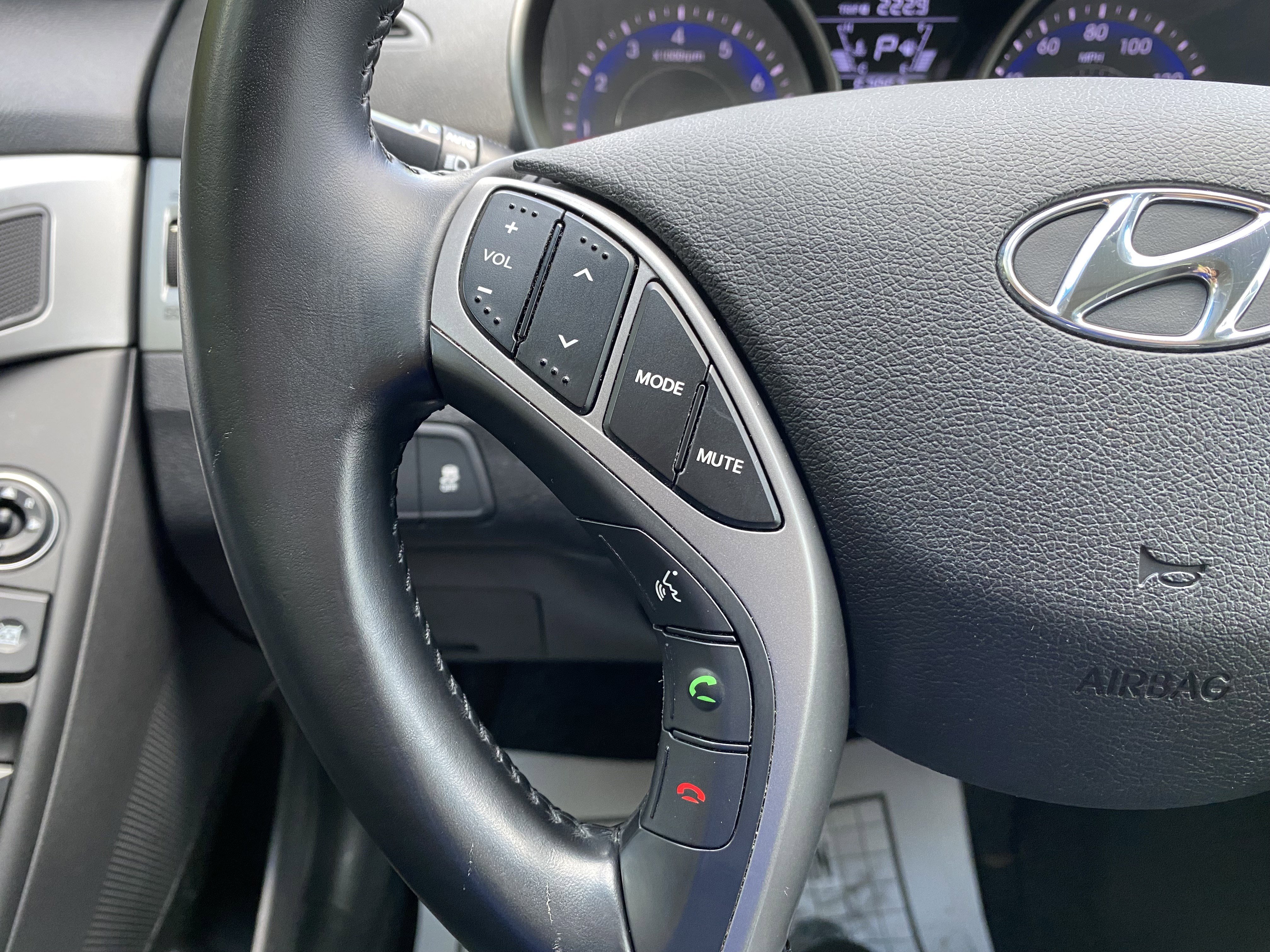 Used 2015 Hyundai Elantra SE w/ Option Group 03 image 18