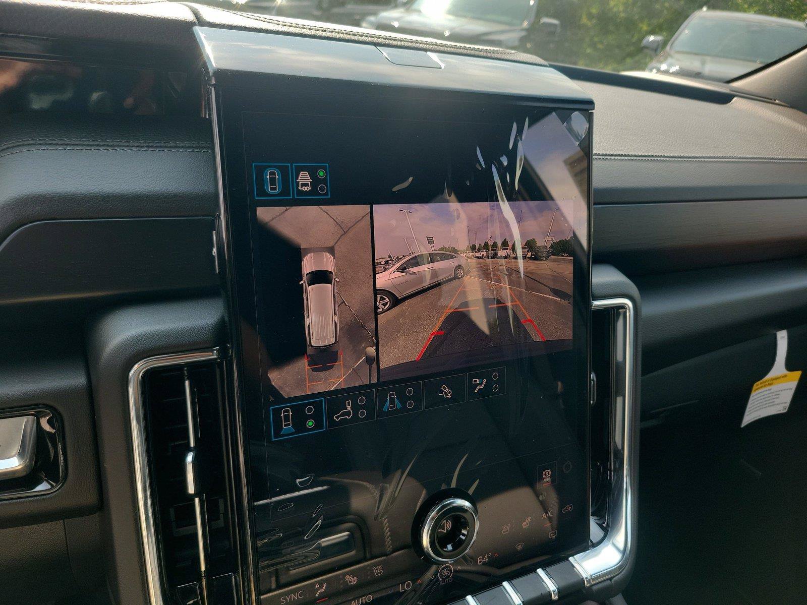 New 2026 GMC Yukon XL Denali AWD/4WD image 32