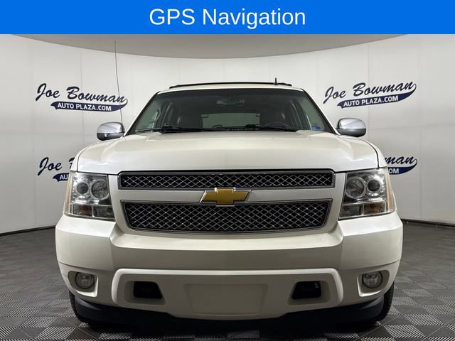 Used 2012 Chevrolet Avalanche LTZ AWD/4WD image 3