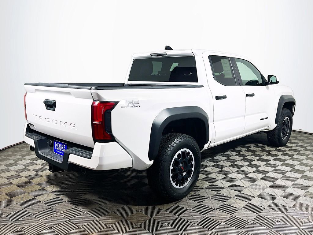 Certified 2024 Toyota Tacoma TRD Off-Road image 8
