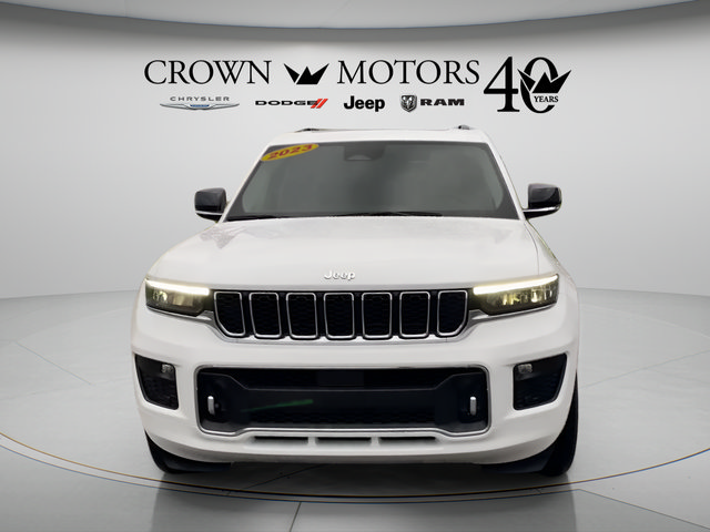 Used 2023 Jeep Grand Cherokee L Overland w/ Luxury Tech Group IV AWD/4WD image 2