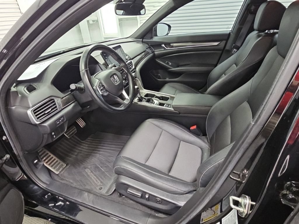 Used 2020 Honda Accord Sport image 11