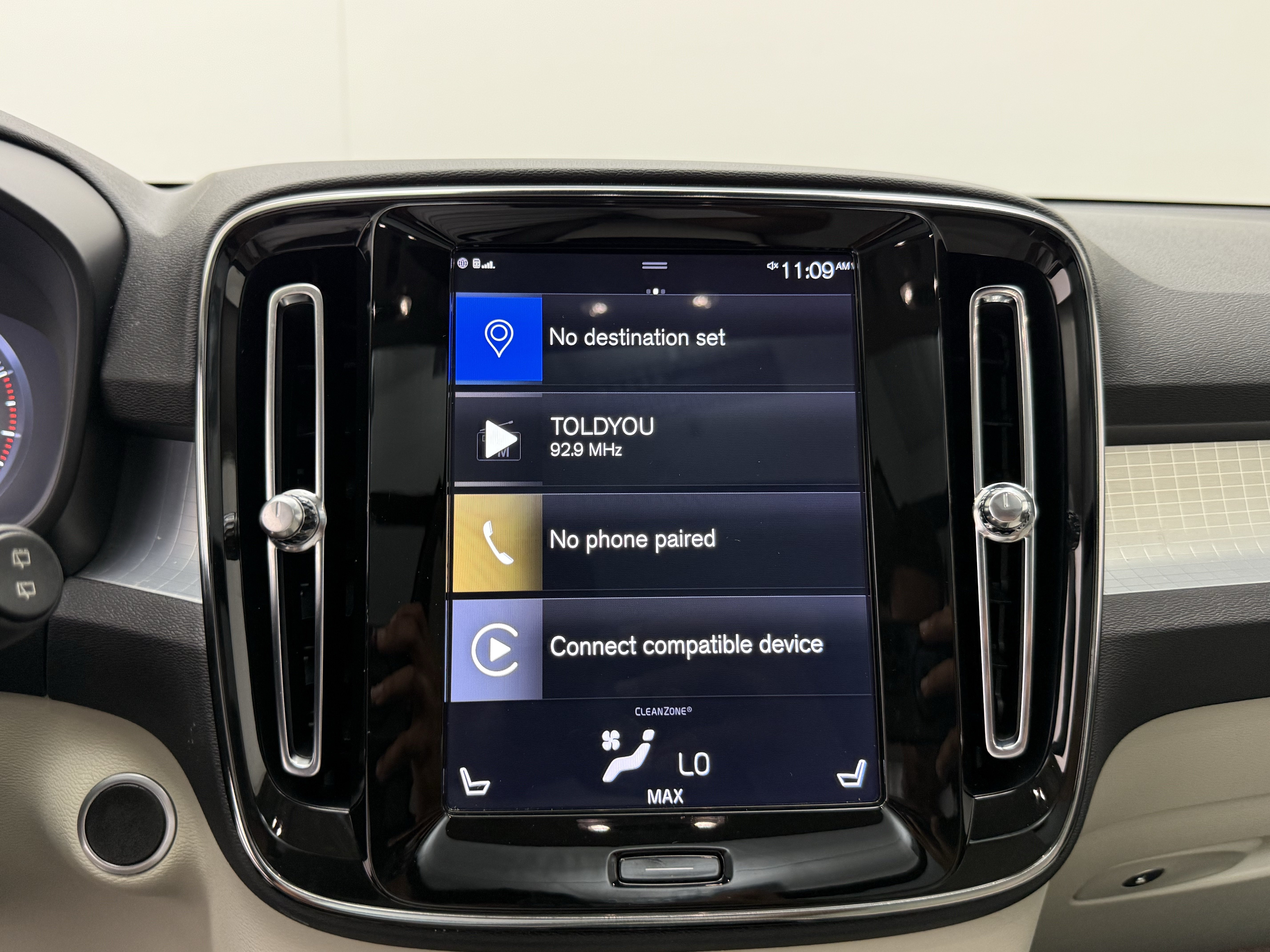 Used 2020 Volvo XC40 T5 Momentum AWD/4WD image 19