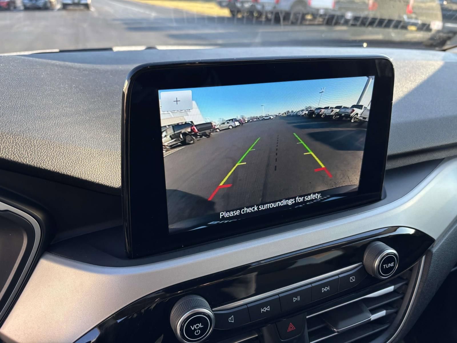 Certified 2022 Ford Escape SE w/ SE Sport Appearance Package image 22