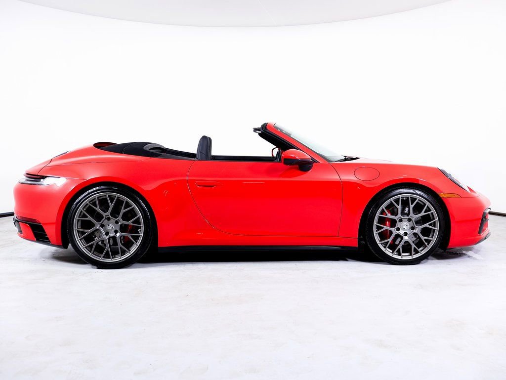 Certified 2024 Porsche 911 Carrera 4S AWD/4WD image 32