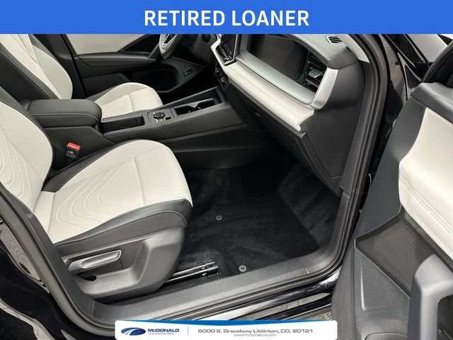 Certified 2025 Volkswagen Tiguan SE AWD/4WD image 24