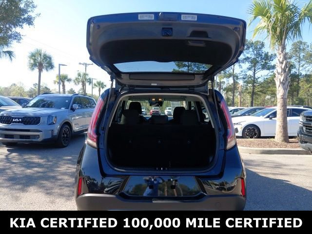 Certified 2025 Kia Soul LX w/ LX Technology Package FWD image 25
