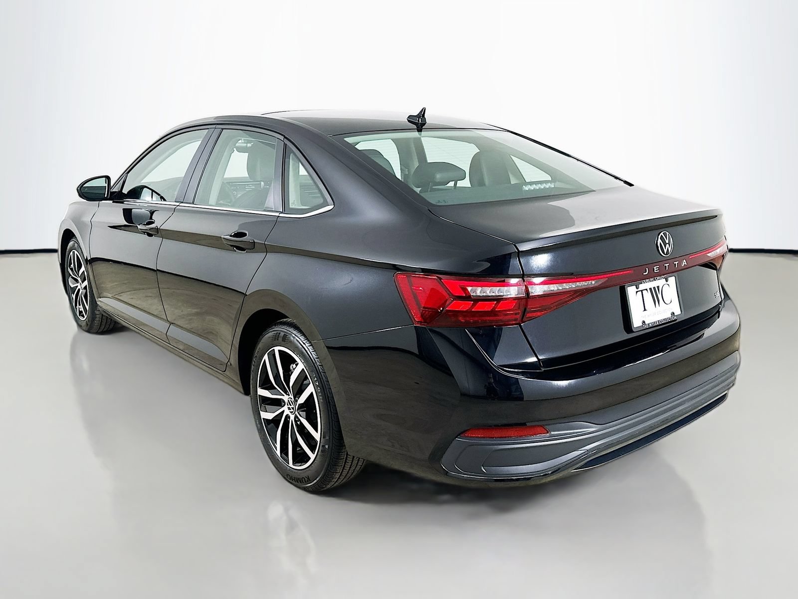 New 2026 Volkswagen Jetta SE FWD image 7