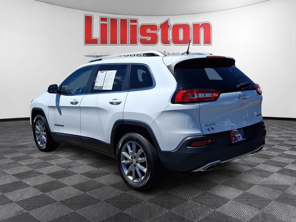 Used 2018 Jeep Cherokee Limited AWD/4WD image 6