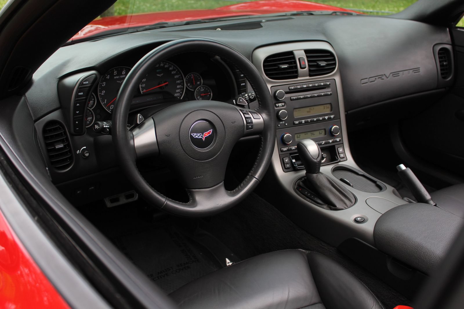 Used 2007 Chevrolet Corvette Coupe w/ Preferred Equipment Group RWD image 12