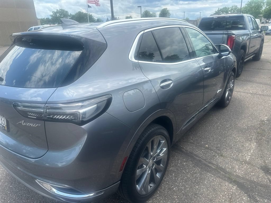 Used 2021 Buick Envision Avenir AWD/4WD image 11