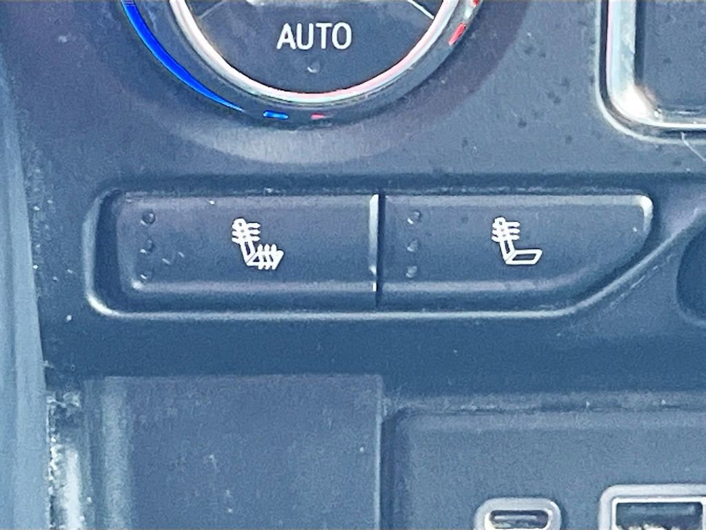 Used 2021 Chevrolet Suburban LT image 20