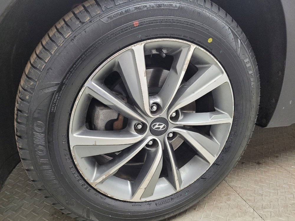 Used 2019 Hyundai Santa Fe Limited image 31