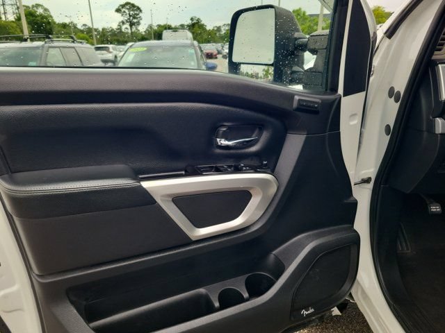 Used 2019 Nissan Titan PRO-4X w/ Pro-4x Convenience Package AWD/4WD image 20