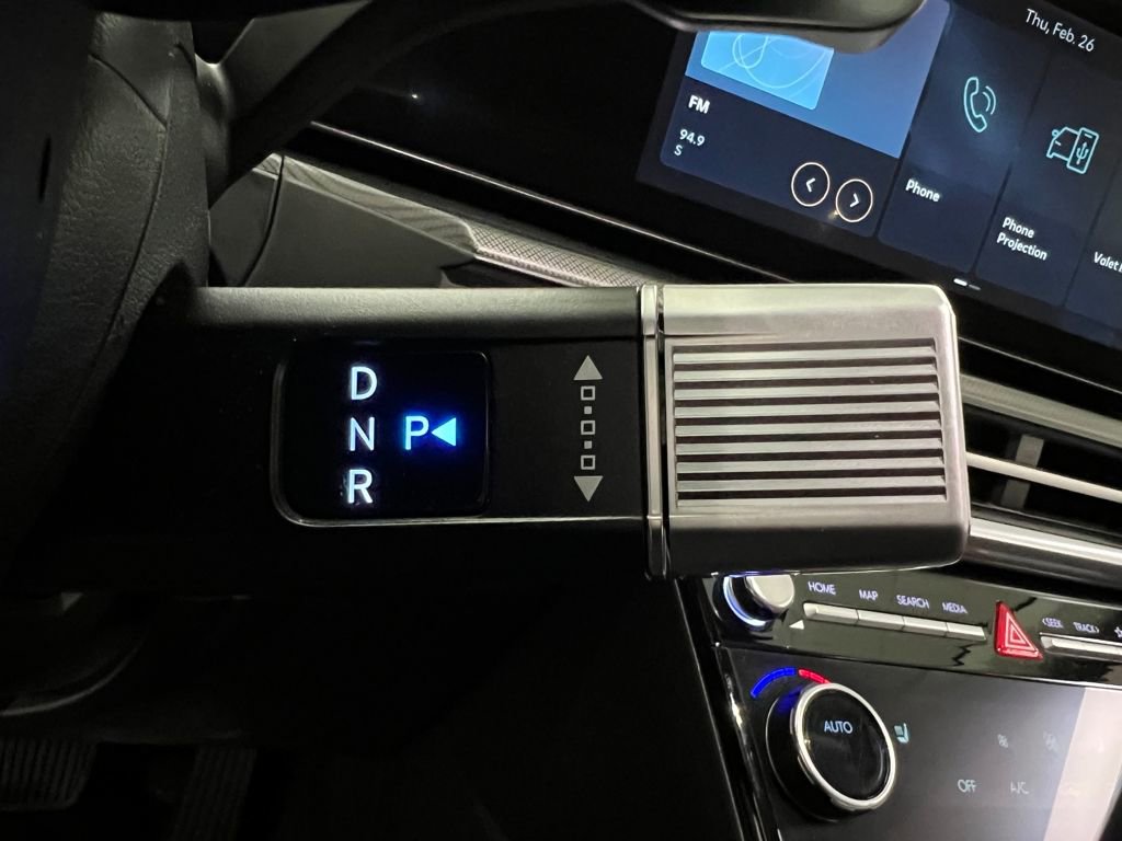 Used 2025 Hyundai Santa Fe SEL image 24