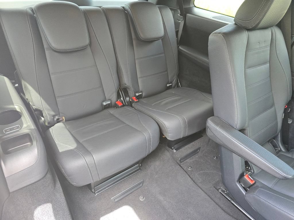 Used 2024 Mercedes-Benz GLS 450 4MATIC image 20