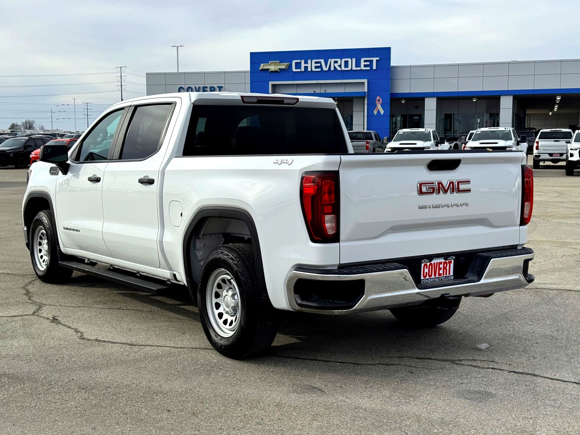 Used 2023 GMC Sierra 1500 Pro w/ Pro Value Package image 8