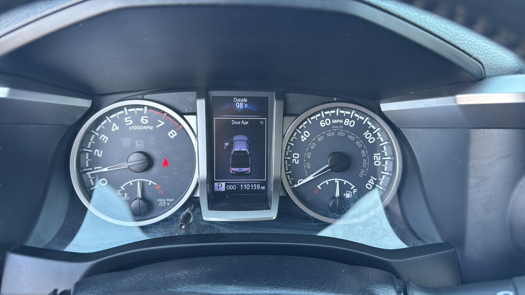 Used 2016 Toyota Tacoma SR5 w/ Towing Package RWD image 29