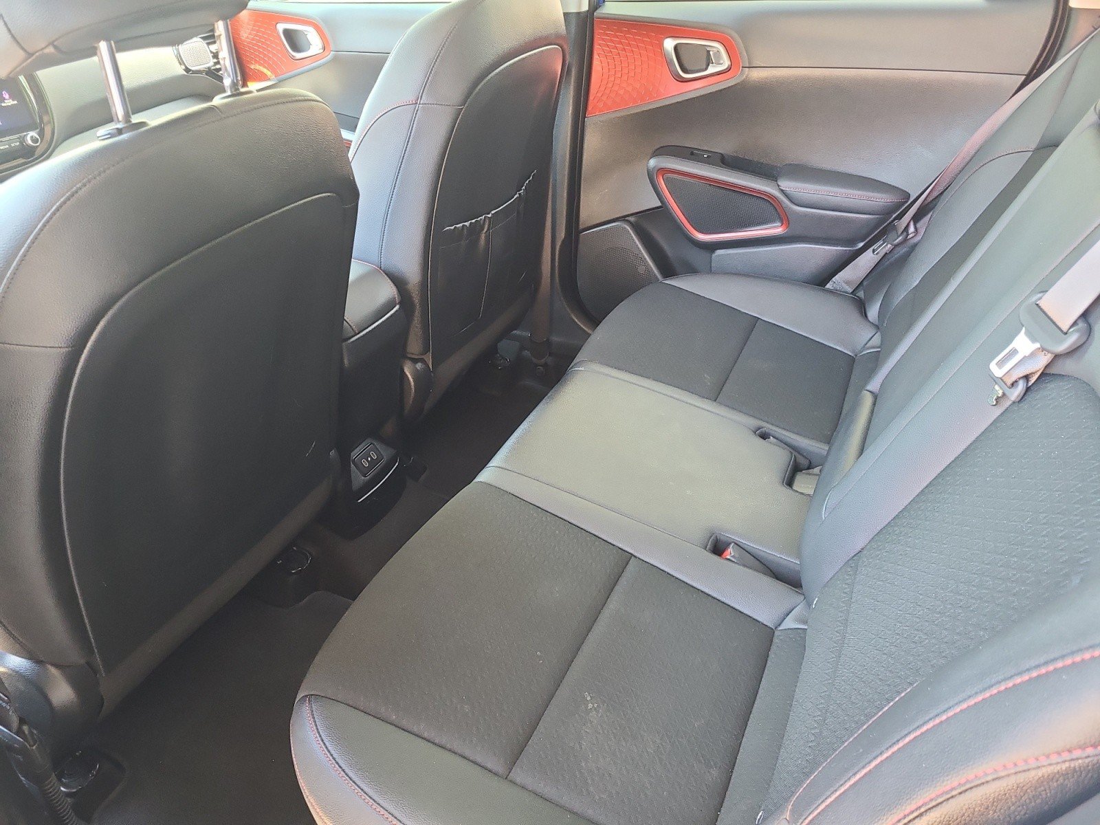 Used 2023 Kia Soul GT-Line w/ GT-Line Technology Package FWD image 35