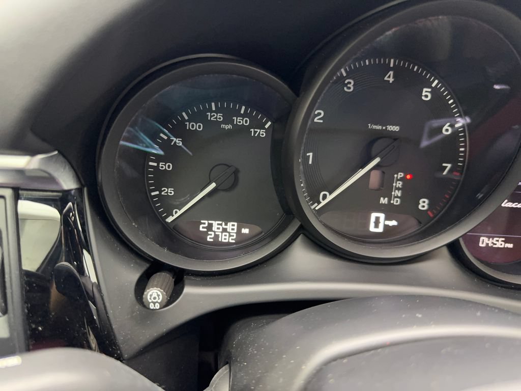 Used 2022 Porsche Macan AWD/4WD image 58