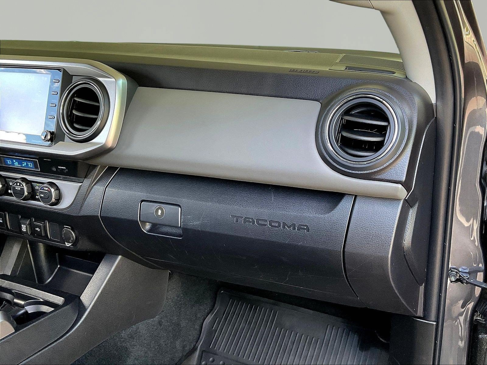 Used 2023 Toyota Tacoma SR5 AWD/4WD image 27