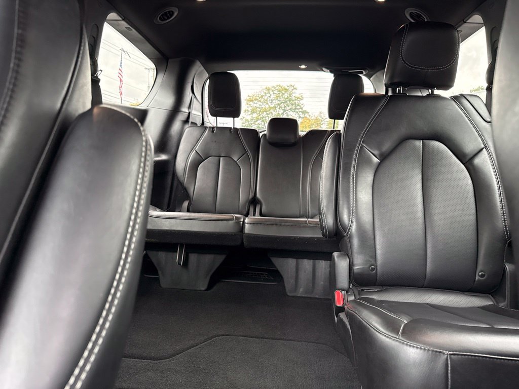 Used 2026 Chrysler Pacifica Select FWD image 24