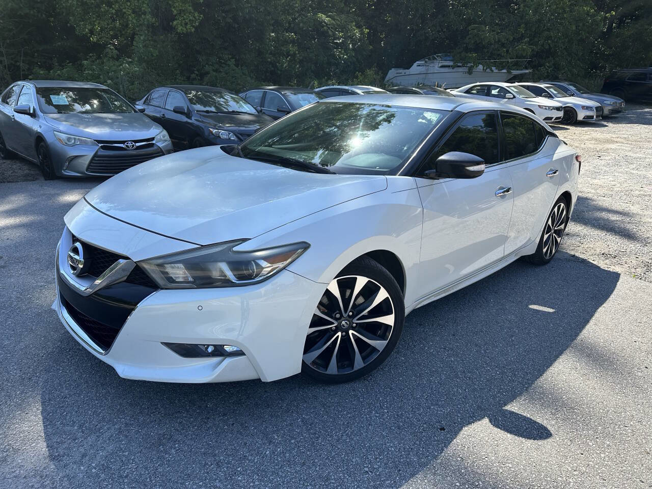 Used 2016 Nissan Maxima SR FWD image 2