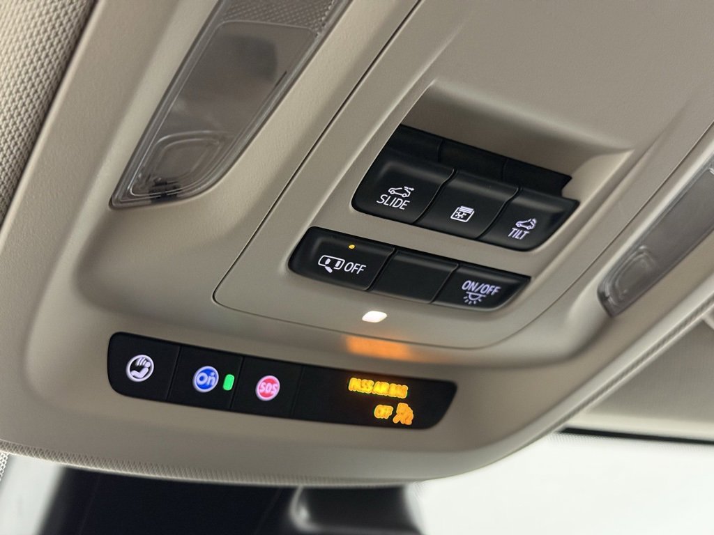 Used 2023 Buick Envision Essence w/ Sport Touring Package image 28