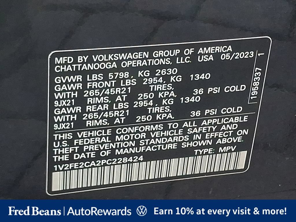 Certified 2023 Volkswagen Atlas Cross Sport SEL Premium R-Line AWD/4WD image 33