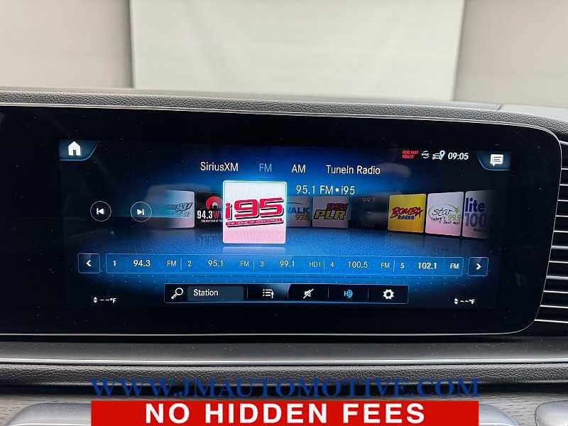 Used 2023 Mercedes-Benz GLE 450 4MATIC image 23