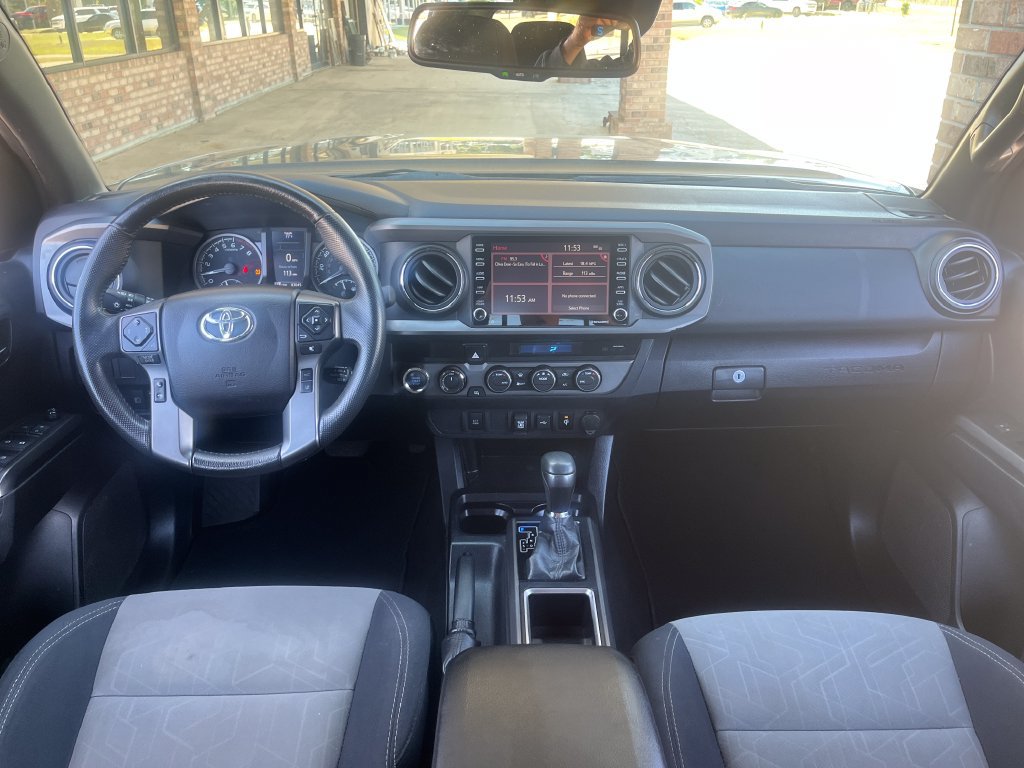 Used 2021 Toyota Tacoma TRD Off-Road AWD/4WD image 14
