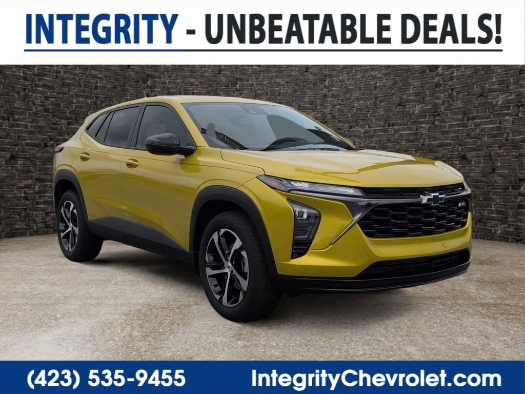 Used 2025 Chevrolet Trax RS FWD image 1