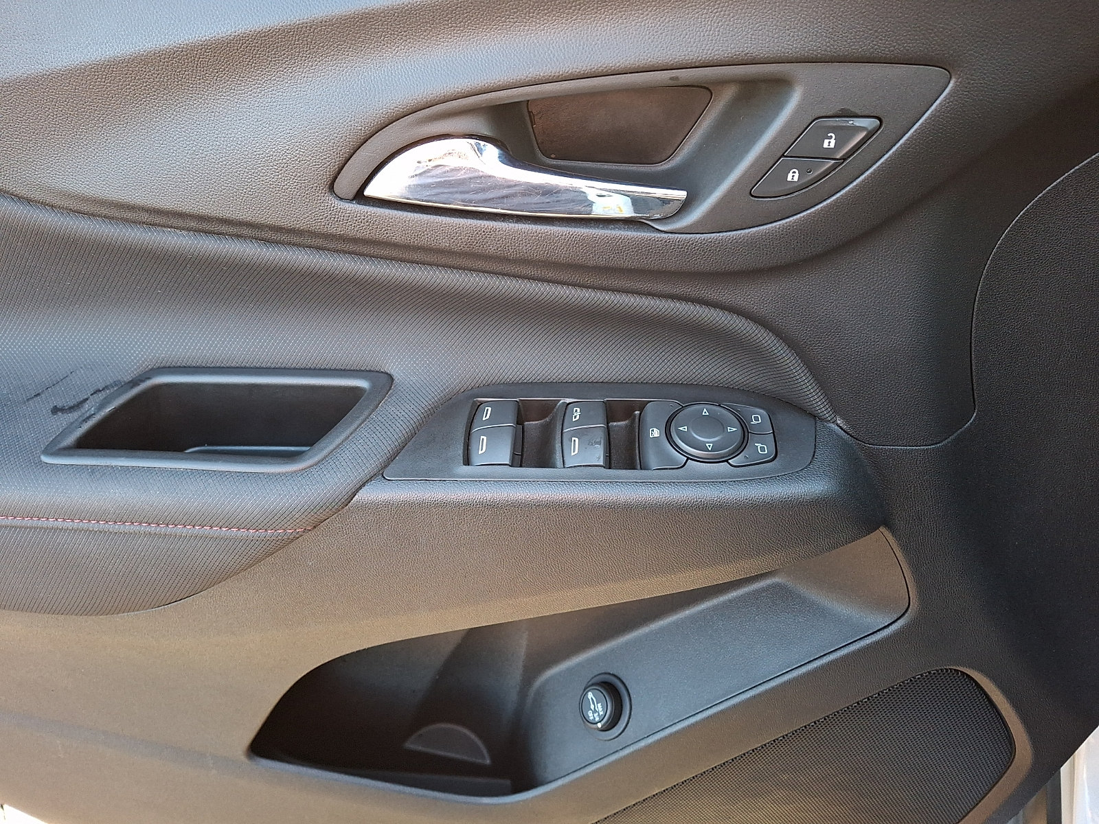 Certified 2022 Chevrolet Equinox RS AWD/4WD image 12
