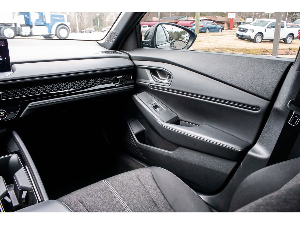 Used 2024 Honda Accord Sport image 15