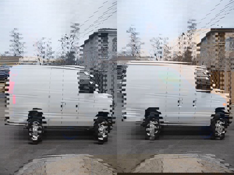 Used 2014 Ford E-250 and Econoline 250 Extended image 8