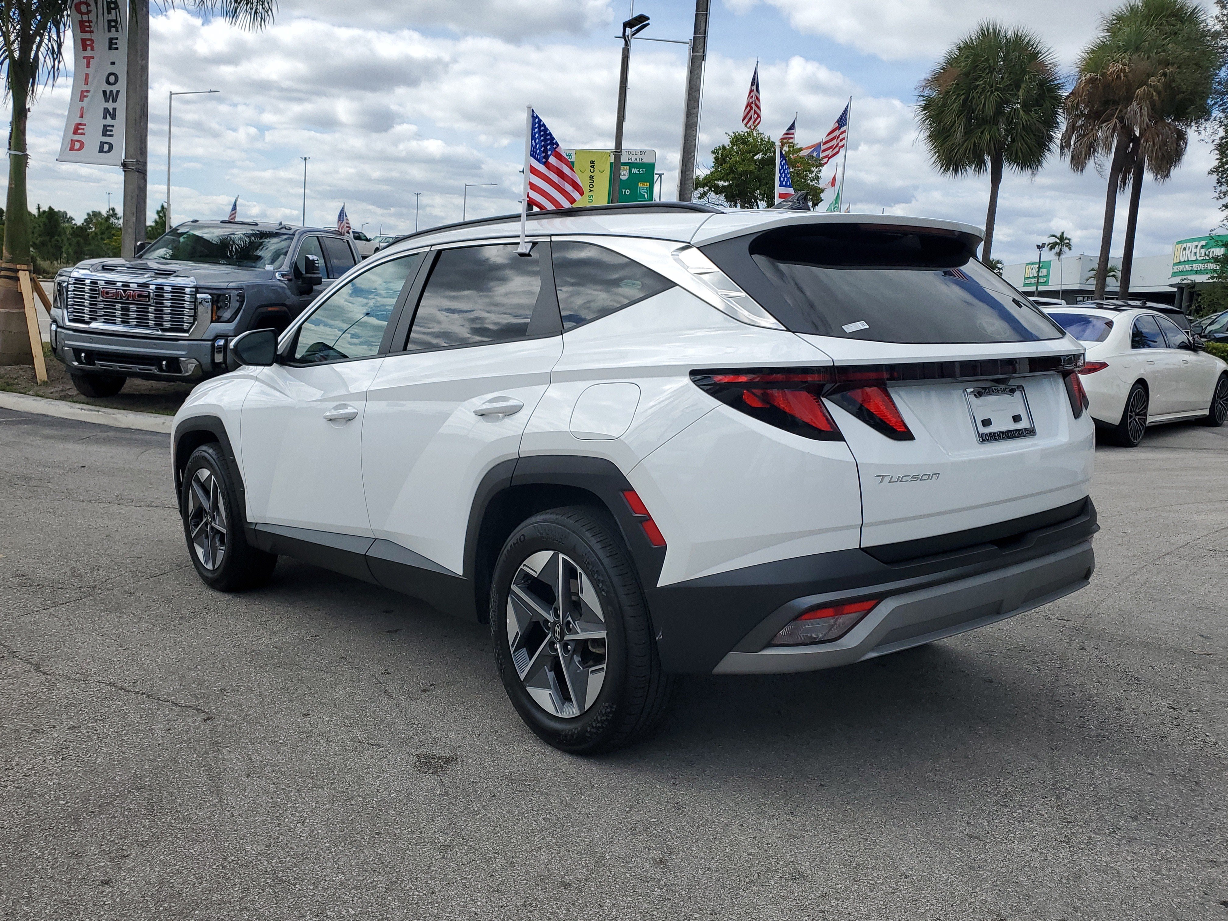 Used 2025 Hyundai Tucson SEL FWD image 7