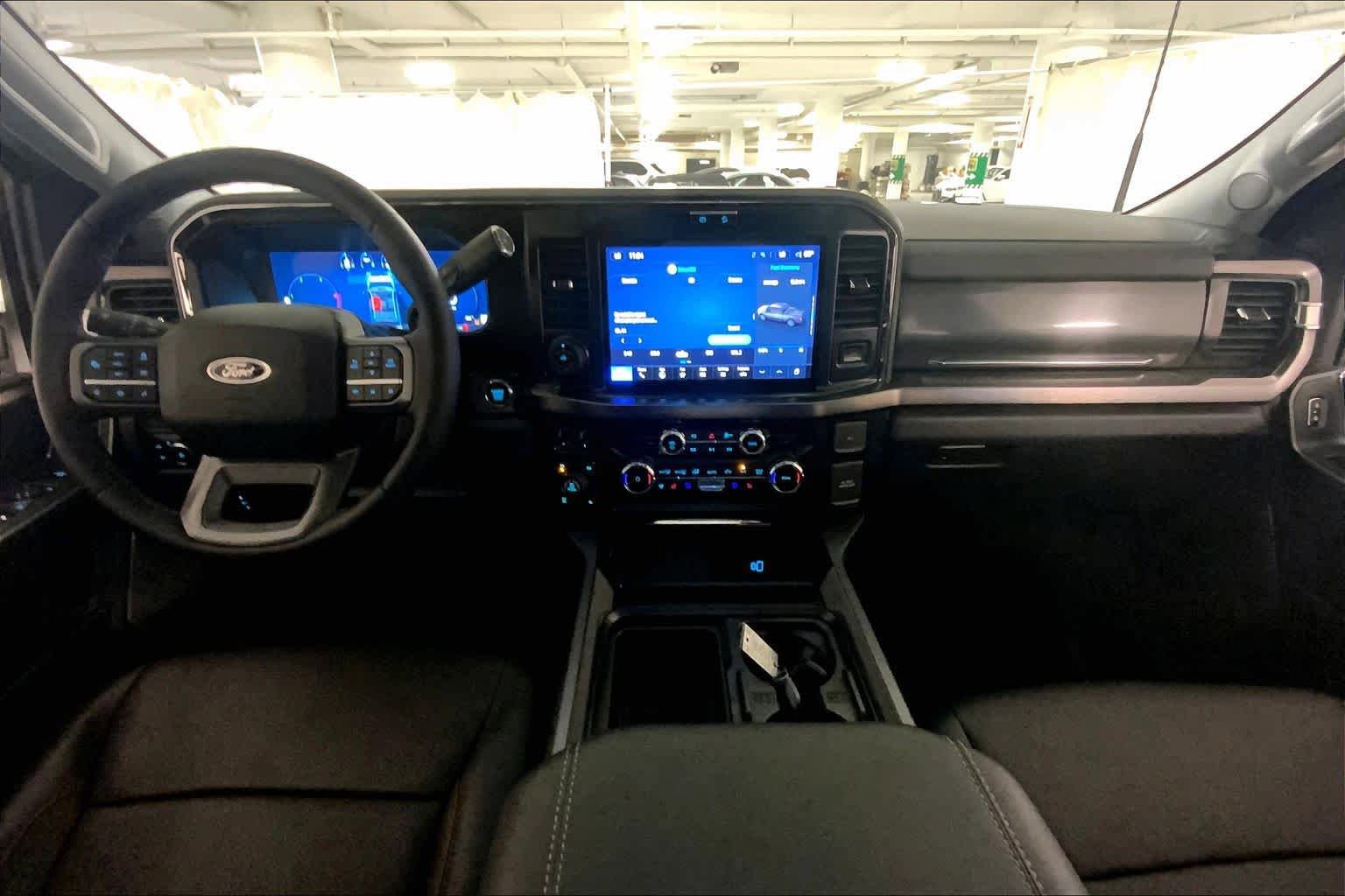 Used 2026 Ford F350 Lariat w/ Tremor Off-Road Package AWD/4WD image 15