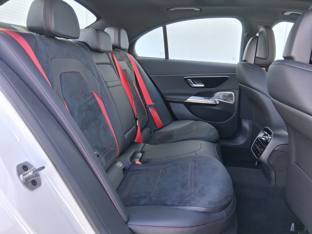 New 2026 Mercedes-Benz E 53 AMG e 4MATIC Sedan image 24