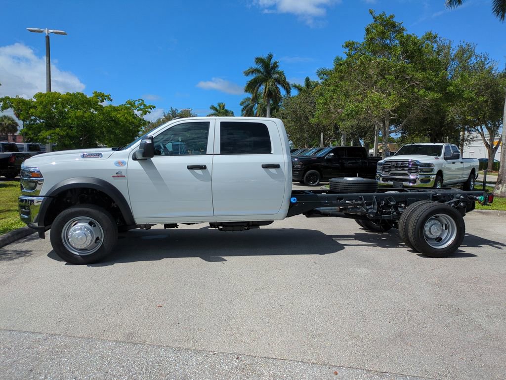 New 2026 RAM 5500 Tradesman w/ Chrome Appearance Group image 8