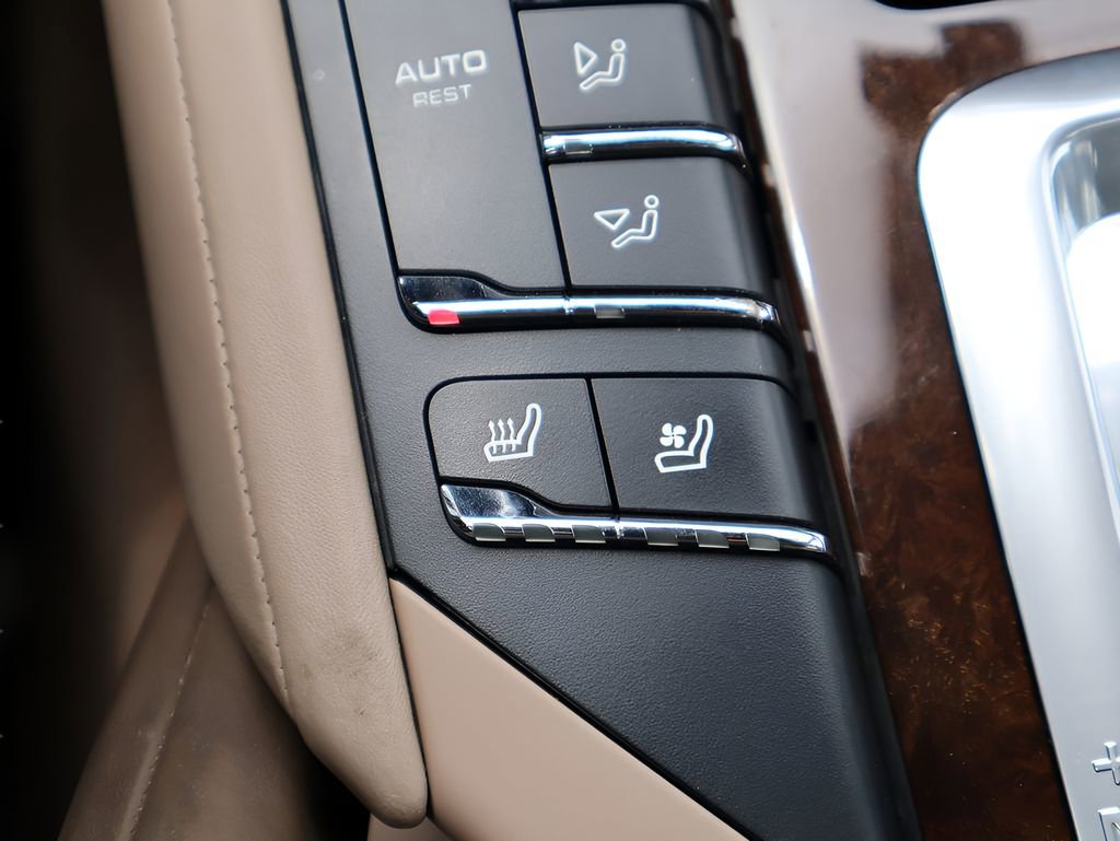 Used 2013 Porsche Cayenne S AWD/4WD image 26