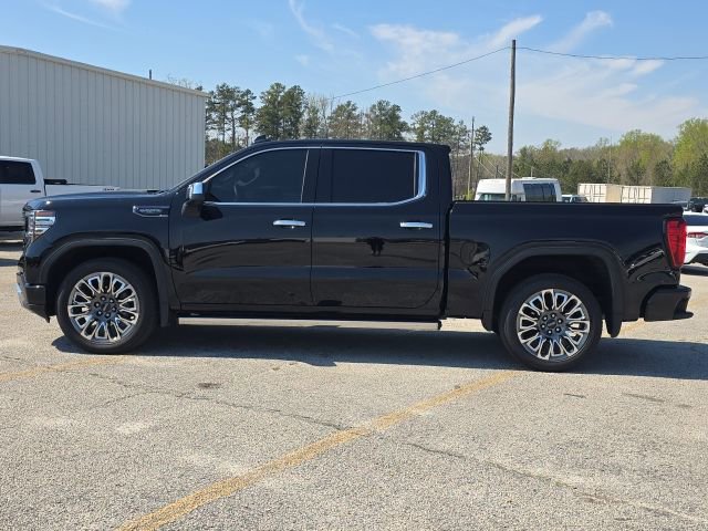 Used 2025 GMC Sierra 1500 Denali Ultimate AWD/4WD image 2