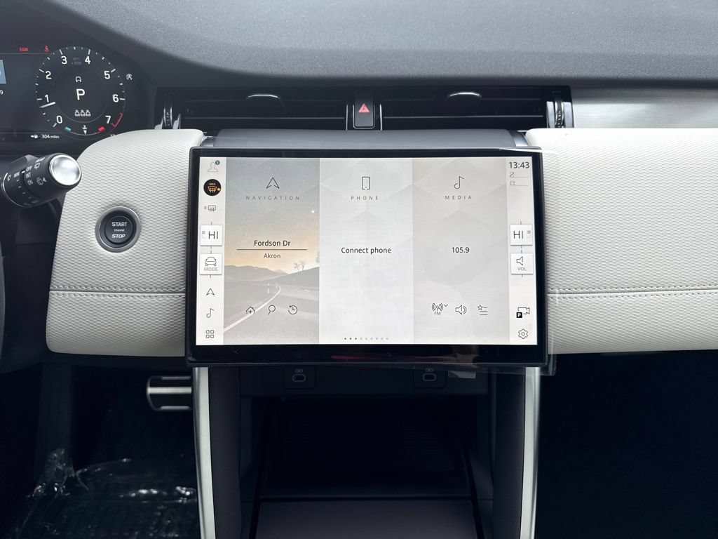 New 2025 Land Rover Discovery Sport Dynamic SE AWD/4WD image 23