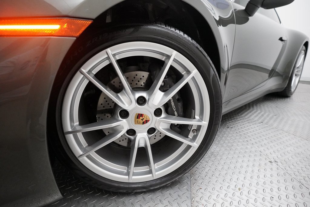 Used 2020 Porsche 911 Carrera 4 image 8