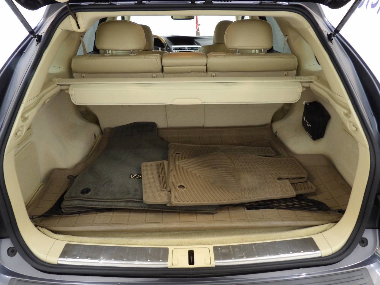 Used 2015 Lexus RX 450h AWD image 13