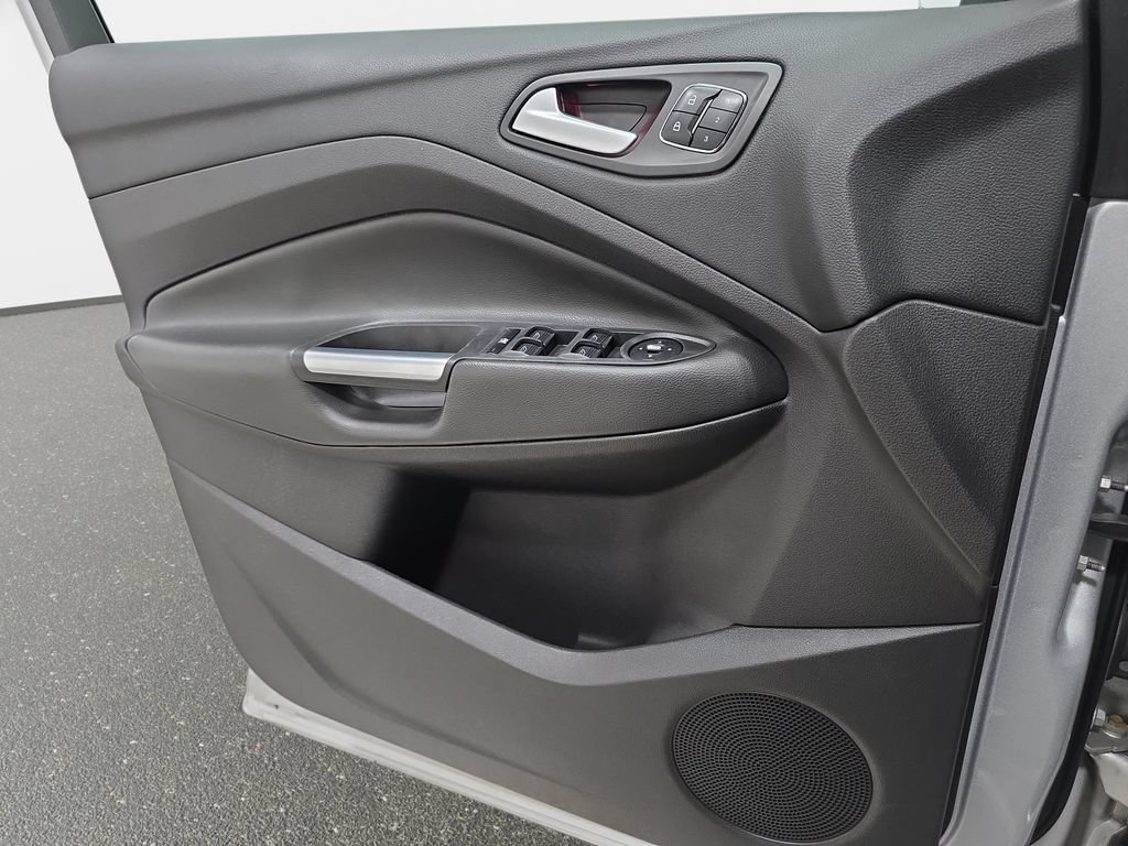 Used 2014 Ford Escape Titanium AWD/4WD image 25