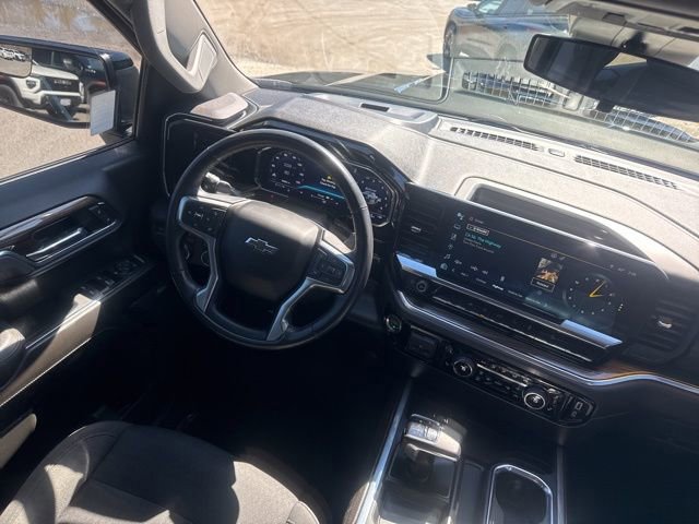 Used 2022 Chevrolet Silverado 1500 LT Trail Boss w/ Convenience Package II AWD/4WD image 35