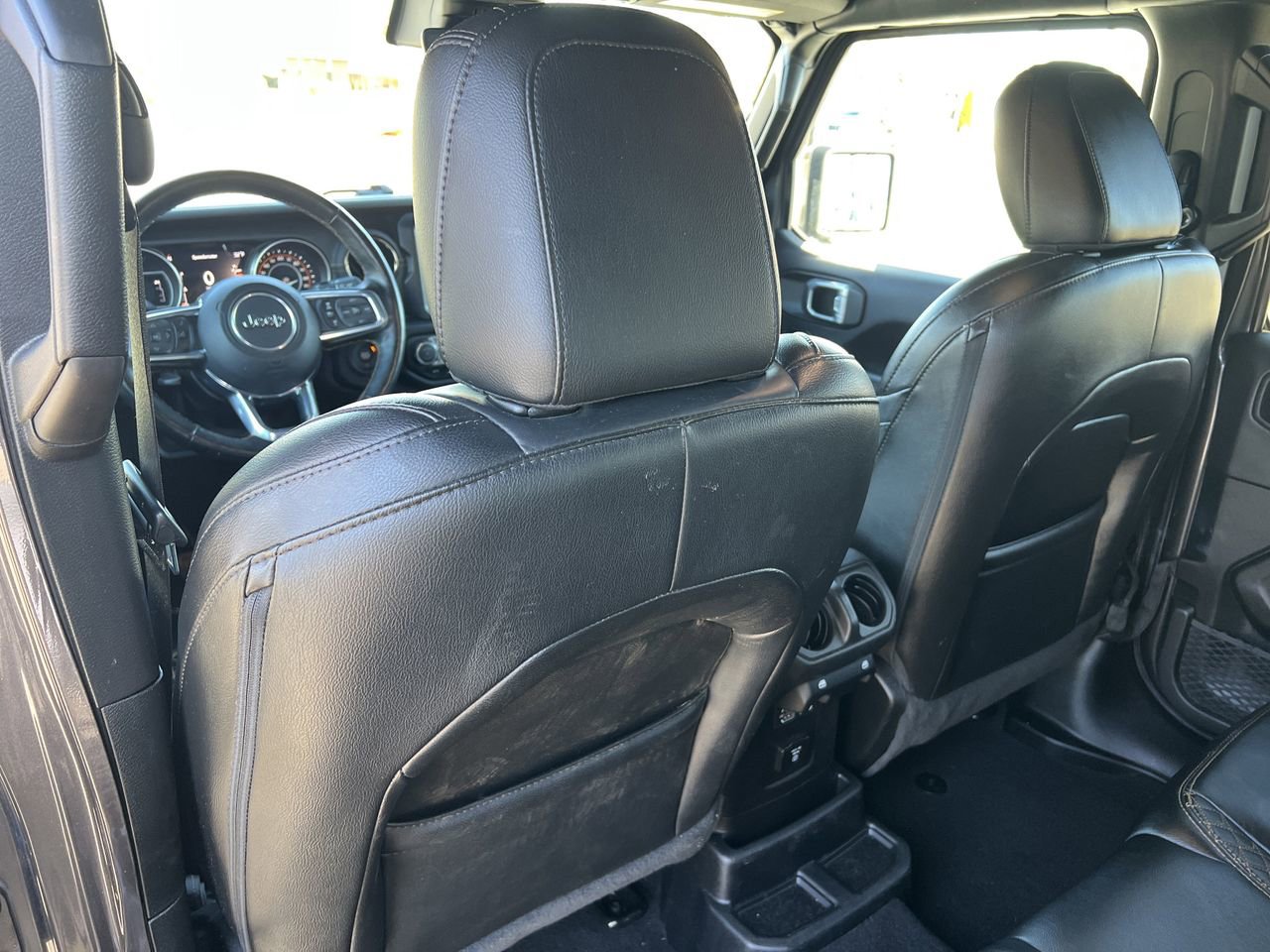 Used 2021 Jeep Wrangler Unlimited Sahara image 24