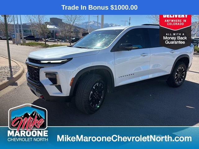 Used 2025 Chevrolet Traverse Z71 w/ Driver Confidence Package image 3