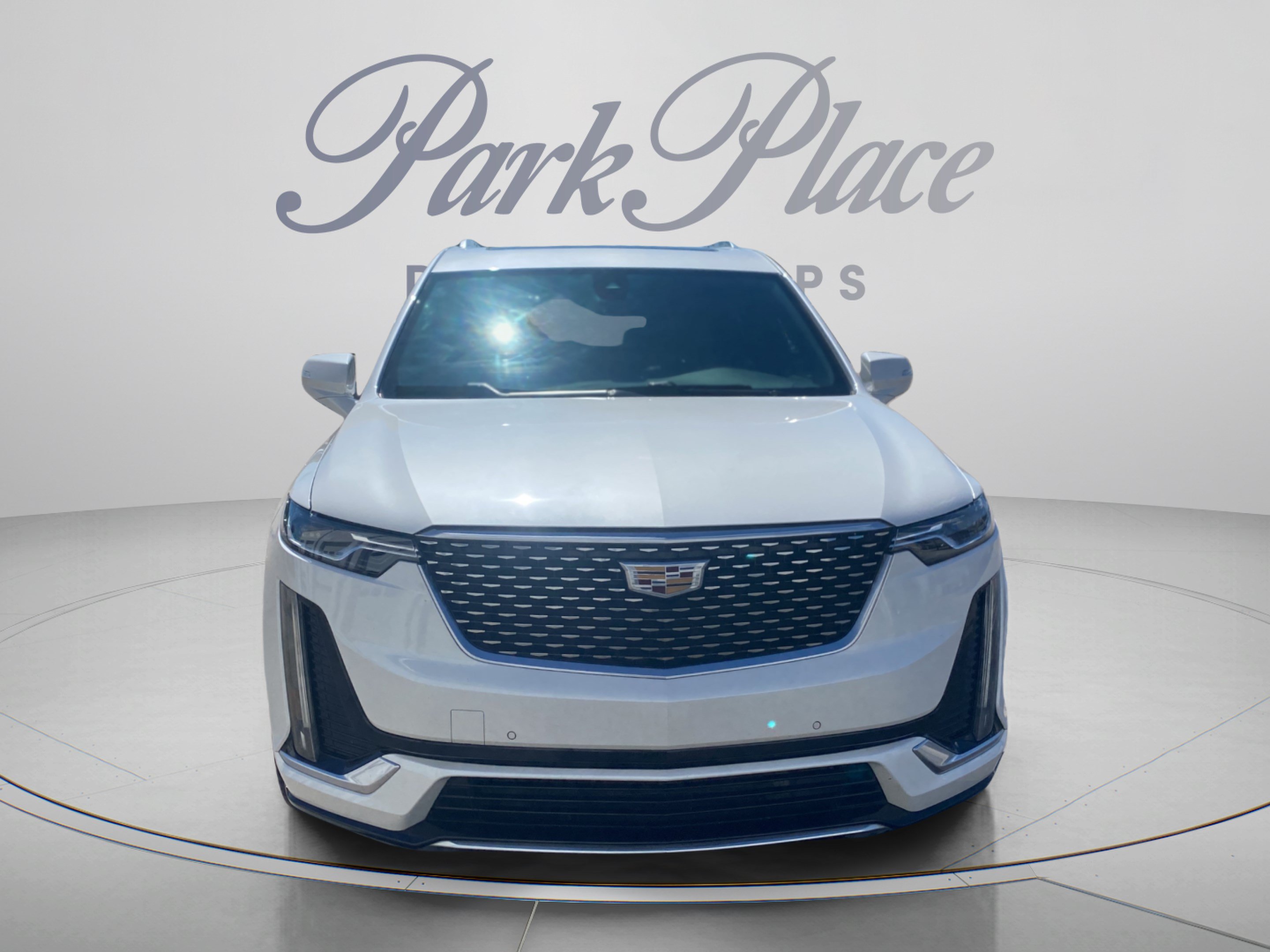 Used 2020 Cadillac XT6 Premium Luxury FWD image 9