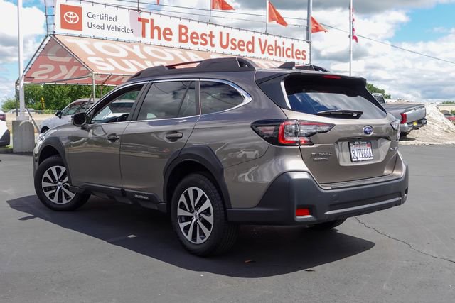 Used 2024 Subaru Outback Premium AWD/4WD image 9